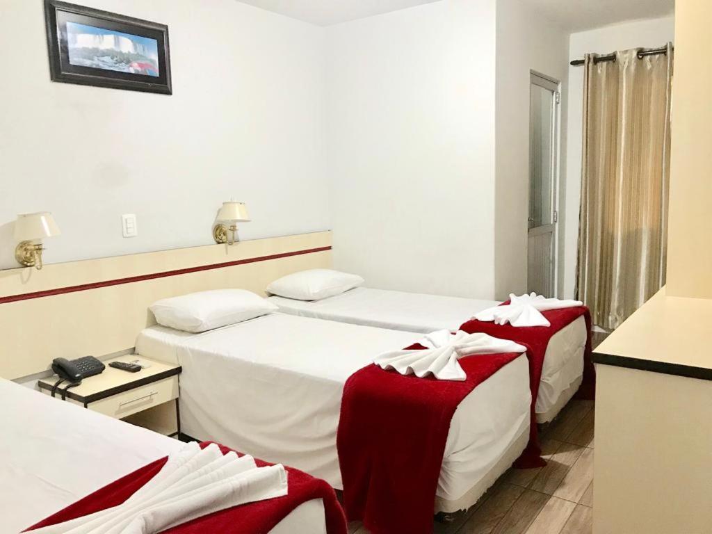 Hotel Stella Solaris Cataratas ฟอสดูอีกวาซู ภายนอก รูปภาพ