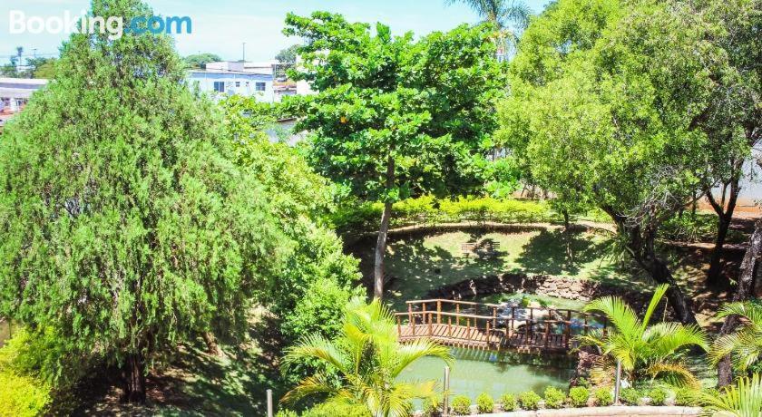 Hotel Stella Solaris Cataratas ฟอสดูอีกวาซู ภายนอก รูปภาพ