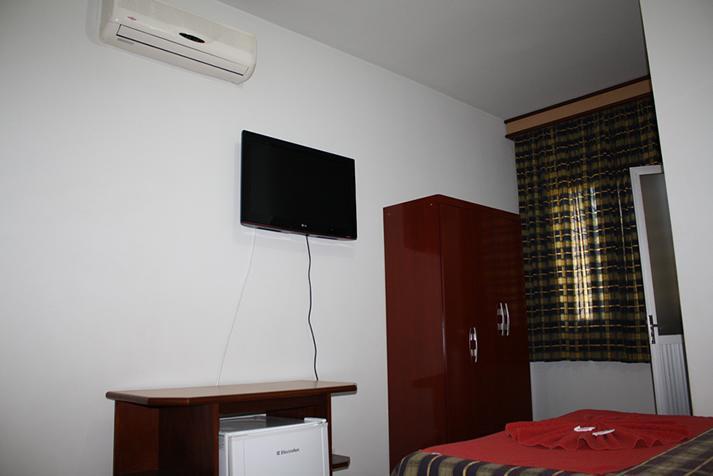 Hotel Stella Solaris Cataratas ฟอสดูอีกวาซู ภายนอก รูปภาพ