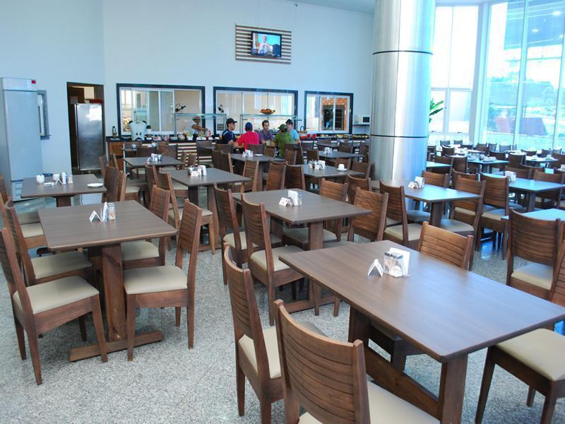 Hotel Stella Solaris Cataratas ฟอสดูอีกวาซู ภายนอก รูปภาพ